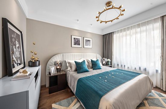 150㎡現(xiàn)代輕奢：金屬元素+藝術擺件，圓你時尚品質(zhì)的生活夢～